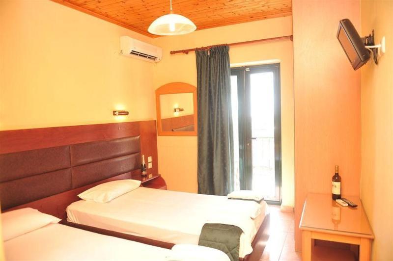 Kerkyra Beach Hotel&Apartments Benitses  Exterior foto