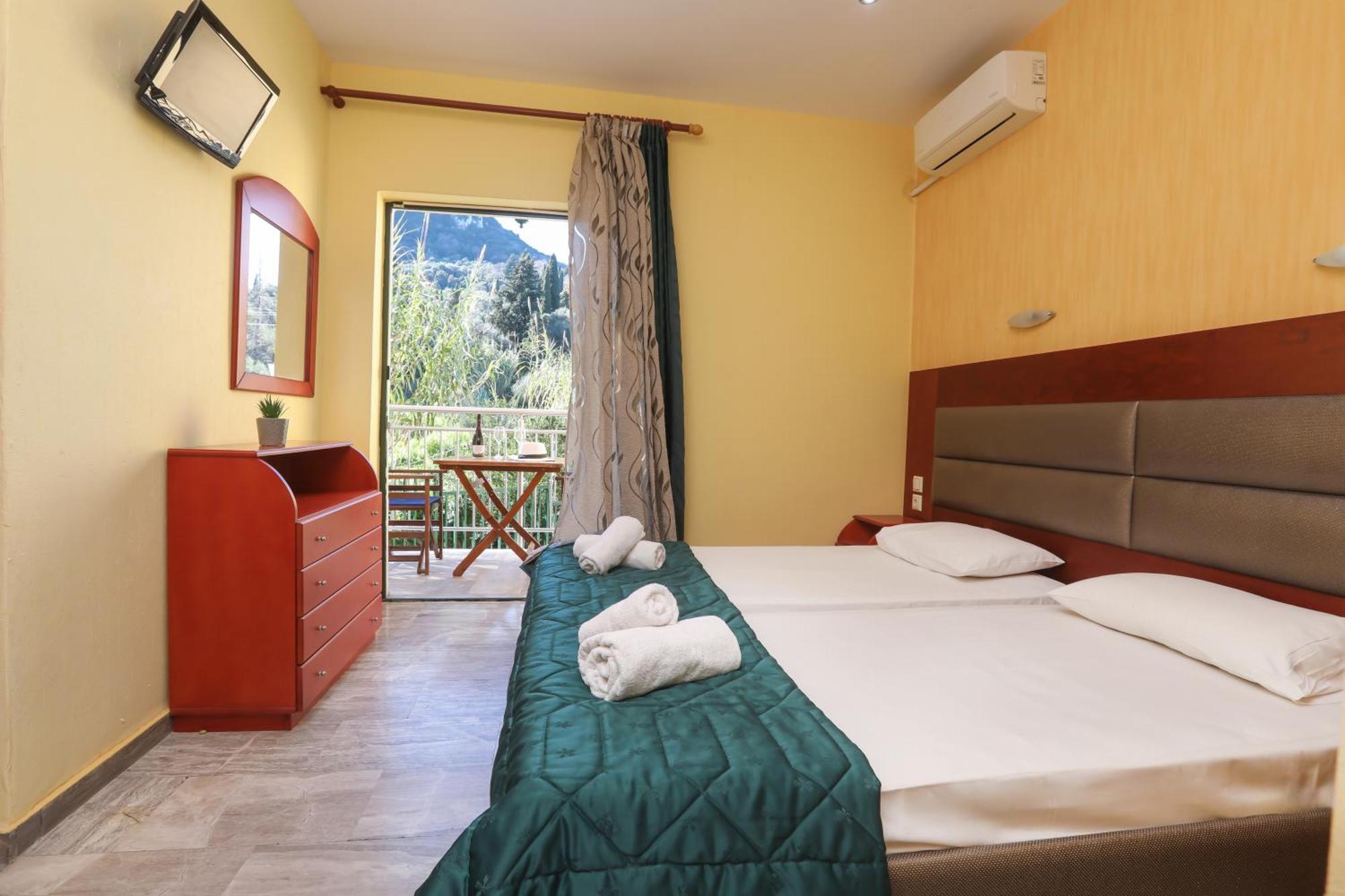Kerkyra Beach Hotel&Apartments Benitses  Exterior foto