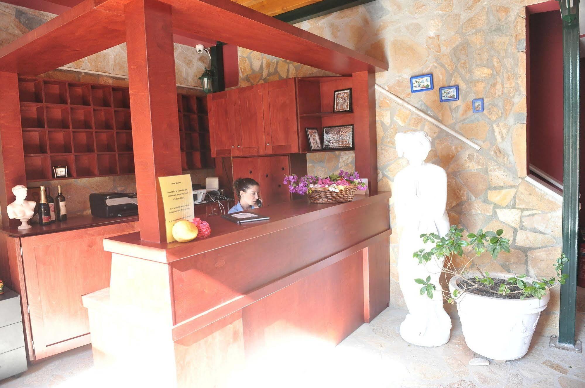 Kerkyra Beach Hotel&Apartments Benitses  Exterior foto