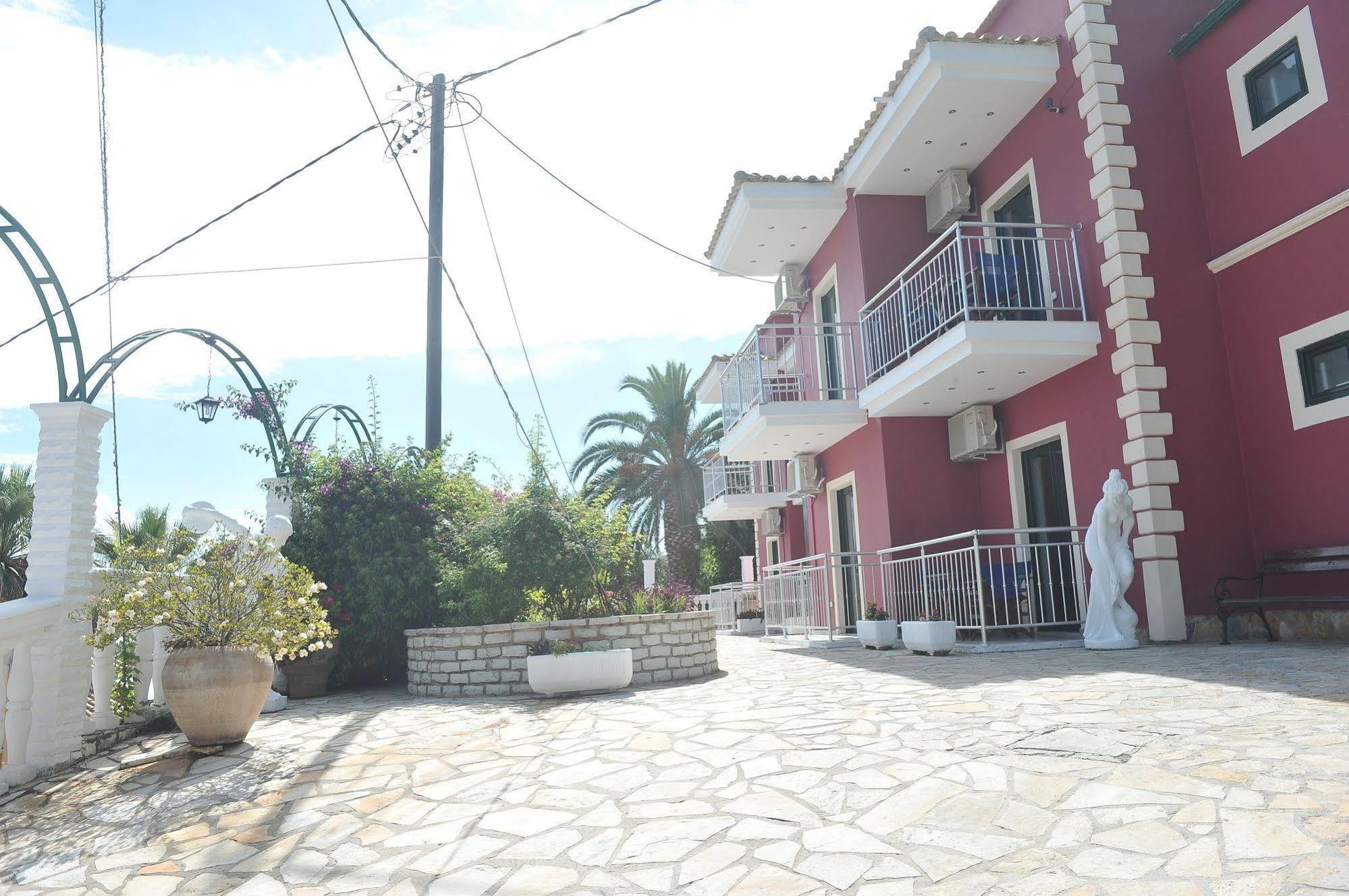 Kerkyra Beach Hotel&Apartments Benitses  Exterior foto